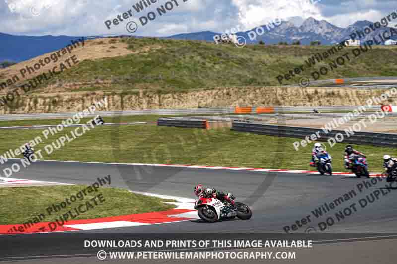 cadwell no limits trackday;cadwell park;cadwell park photographs;cadwell trackday photographs;enduro digital images;event digital images;eventdigitalimages;navarra;no limits trackdays;peter wileman photography;racing digital images;trackday digital images;trackday photos